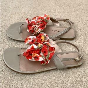 Floral like new sandals